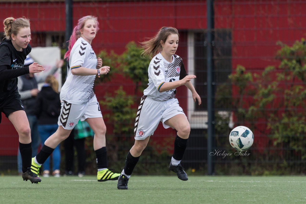 Bild 108 - B-Juniorinnen St.Pauli - C-Juniorinnen SV Steinhorst : Ergebnis: 1:2